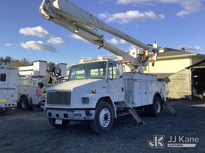 Altec AM855, 700 Lb 60 ft, Over-Center Material Handling Bucket