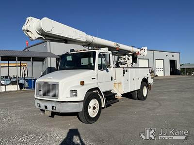 Altec AM855, 60 ft, Over-Center Material Handling Bucket Truck