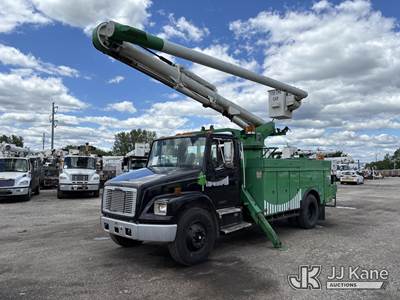 Altec LRIII-52, 57 ft, Over-Center Bucket Truck