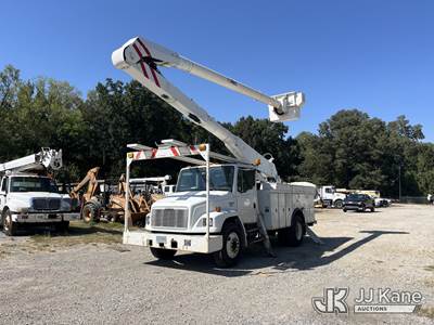 Altec AA755L, 60 ft, Bucket Truck
