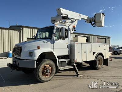 Altec TA41M, 46 ft, Articulating & Telescopic Material Handling Bucket Truck
