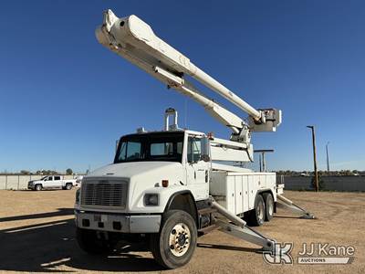 Altec AM900E100, 104 ft, Over-Center Elevator Bucket Truck