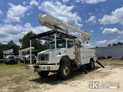 Altec AM55, 60 ft, Over-Center Material Handling Bucket Truck