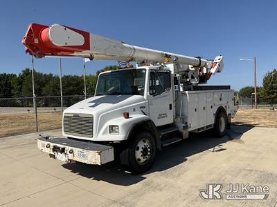 Altec AM855, 60 ft, Over-Center Material Handling Bucket Truck