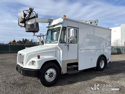 Versalift VST3300I, 40 ft, Articulating & Telescopic Non-Insulated Bucket Truck