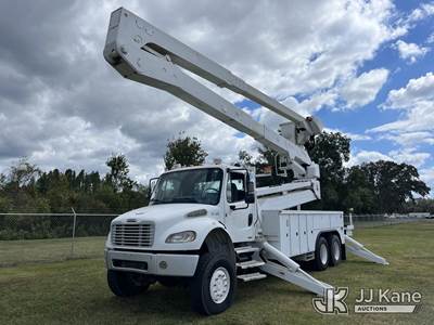 Altec A77T-E93, 98 ft, Material Handling Elevator Bucket Truck