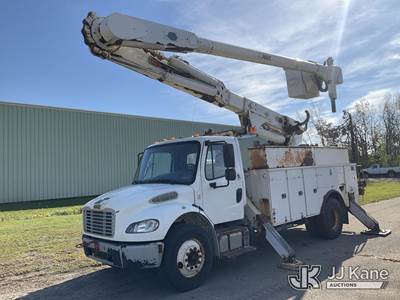 Altec AM55-E, 60 ft, Over-Center Material Handling Bucket Truck