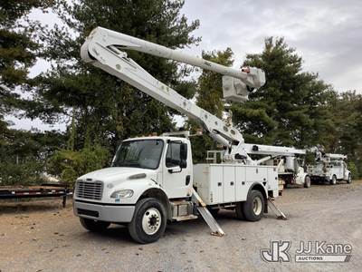 Altec AA55-MH, 60 ft, Material Handling Bucket Truck