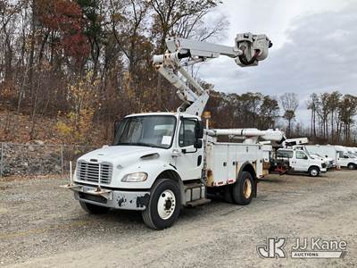 Altec TA40, 46 ft, Articulating & Telescopic Bucket Truck