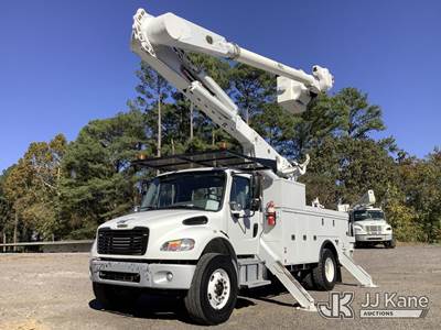 Altec AM55E, 61 ft, Over-Center Material Handling Bucket Truck