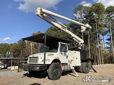 Altec LR760-E70, 75 ft, Over-Center Elevator Bucket Truck