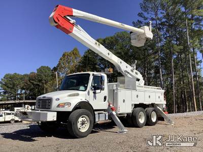 Altec AA55E-MH, 60 ft, Material Handling Bucket Truck