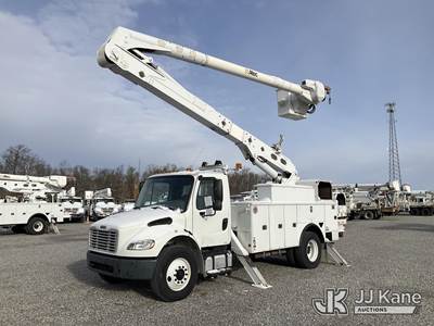 Altec AA55-MH, 60 ft, Material Handling Bucket Truck