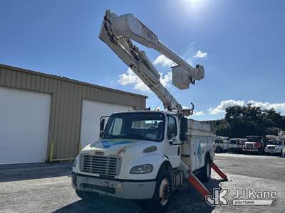 Altec AM55-MH, 60 ft, Over-Center Material Handling Bucket Truck