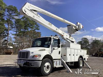 Altec AA55, 60 ft, Material Handling Bucket Truck