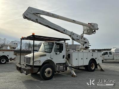 Altec AA55-MH, 60 ft, Material Handling Bucket Truck