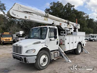 Altec AA55, 60 ft, Material Handling Bucket Truck