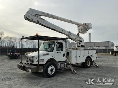 Altec AA55, 60 ft, Material Handling Bucket Truck