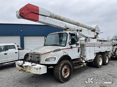 Altec AA755L, 60 ft, Material Handling Bucket Truck