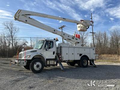 Altec AN55, 61 ft, Material Handling Bucket Truck