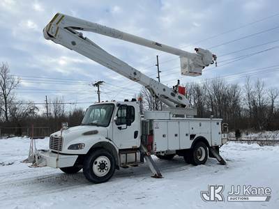 Altec AN55, 60 ft, Material Handling Bucket Truck