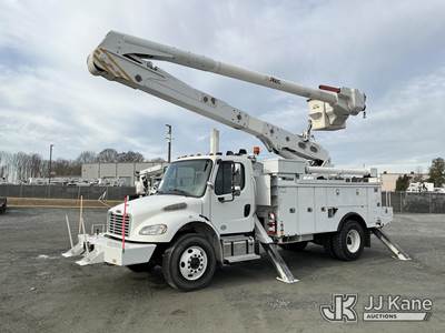 Altec AA55E-MH, 61 ft, Material Handling Bucket Truck
