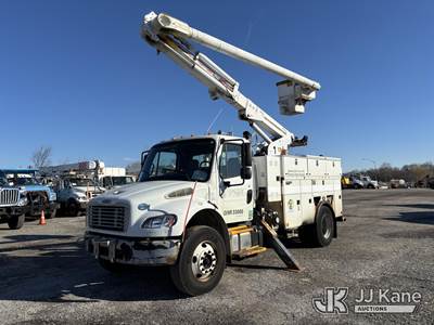 Altec L42A, 47 ft, Over-Center Bucket Truck