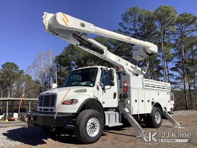 Altec AM55-MH, 60 ft, Over-Center Material Handling Bucket Truck