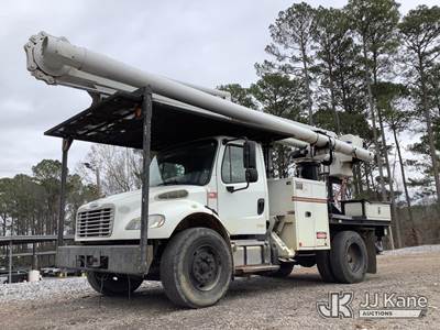 Altec LR758RM, 63 ft, Over-Center Bucket Truck