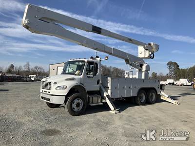 Altec A77T, 81 ft, Articulating & Telescopic Material Handling Bucket Truck