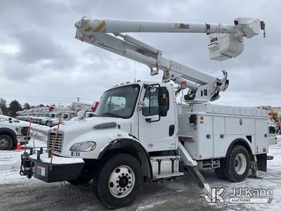 Altec L42M, 47 ft, Over-Center Material Handling Bucket Truck