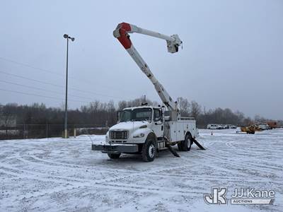 Altec AA755, 60 ft, Material Handling Bucket Truck