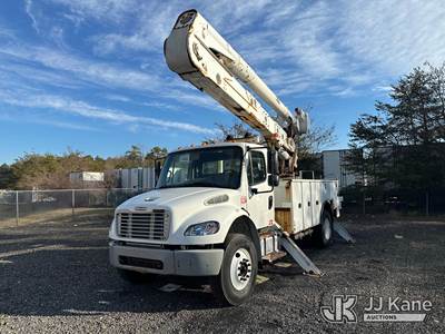 Altec AA55, 61 ft, Material Handling Bucket Truck