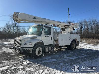 Altec AM55, 60 ft, Over-Center Material Handling Bucket Truck