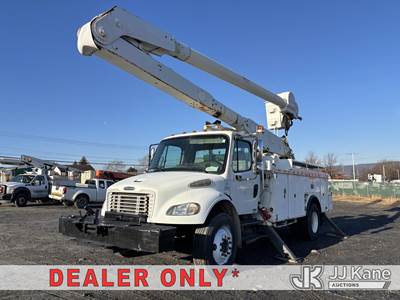 Altec AA755L, 60 ft, Material Handling Bucket Truck