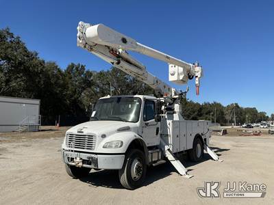 Altec AM55, 60 ft, Over-Center Material Handling Bucket Truck