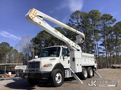 Altec AA55E, 60 ft, Bucket Truck