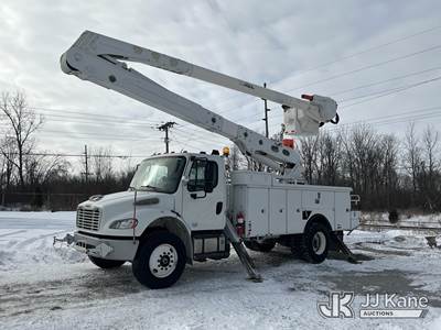 Altec AA55-MH, 60 ft, Material Handling Bucket Truck