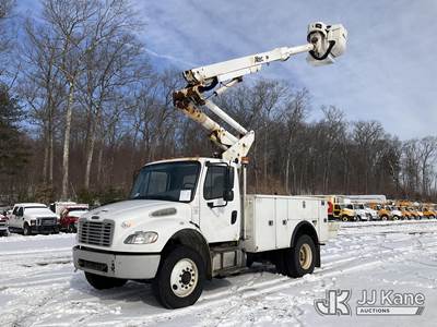 Altec TA40, 46 ft, Articulating & Telescopic Bucket Truck