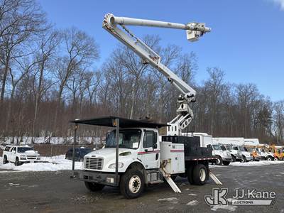 Altec LR760-E70, 75 ft, Over-Center Elevator Bucket Truck