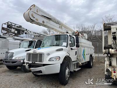 Altec AA55-MH, 60 ft, Material Handling Bucket Truck