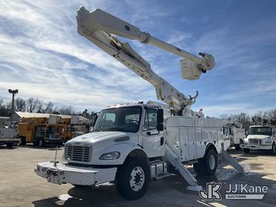 Altec AM55E, 61 ft, Over-Center Material Handling Bucket Truck