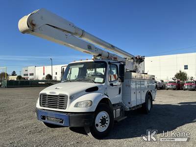 Altec AA755-MH, 60 ft, Material Handling Bucket Truck