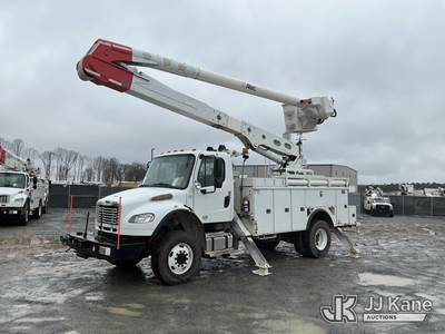 Altec AA55-MH, 61 ft, Material Handling Bucket Truck