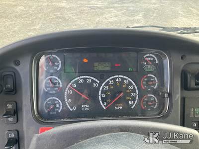 Altec AM55E-MH, 60 ft, Over-Center Material Handling Bucket Truck