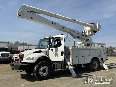 Altec AA55-MH, 60 ft, Material Handling Bucket Truck