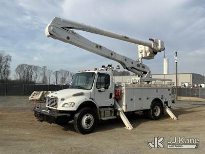Altec AA55-MH, 60 ft, Material Handling Bucket Truck