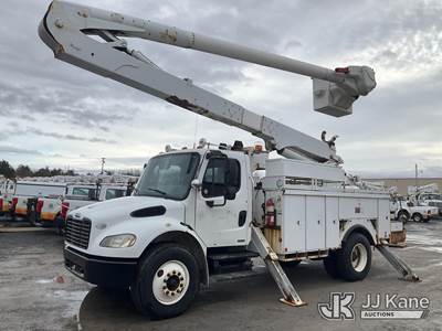 Altec AA55E, 60 ft, Material Handling Bucket Truck