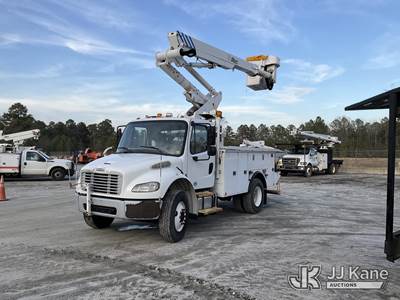 Altec TA40, 45 ft, Articulating & Telescopic Bucket Truck
