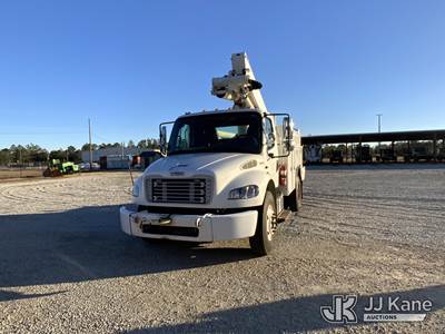 Altec TA40, 46 ft, Articulating & Telescopic Bucket Truck